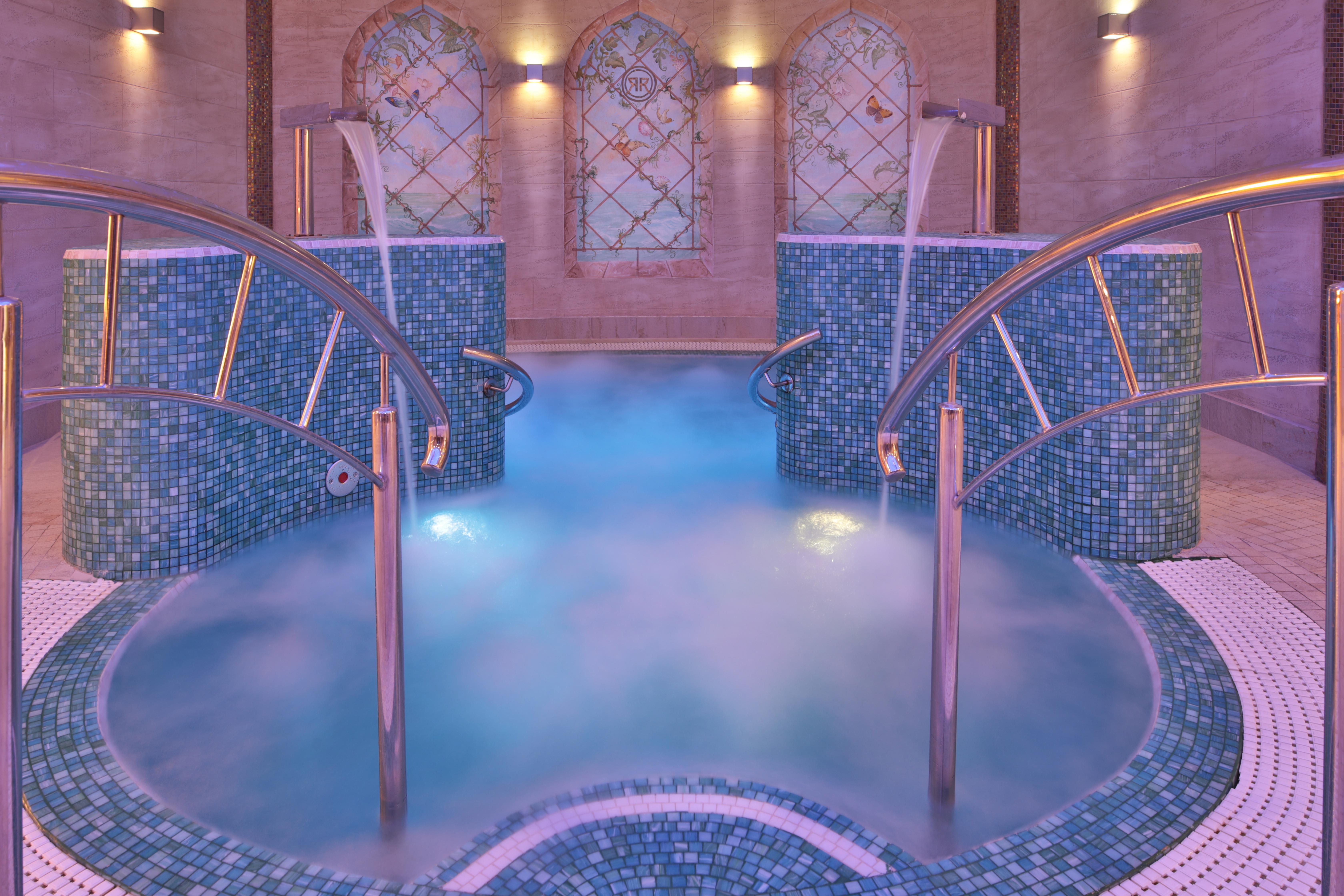Retro Riverside Wellness