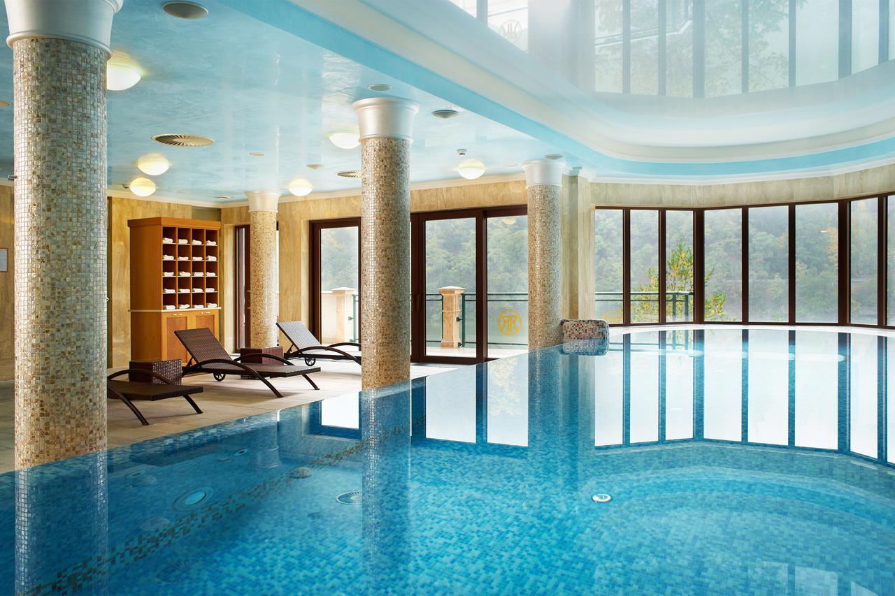 Отель Retro Riverside Wellness 5*